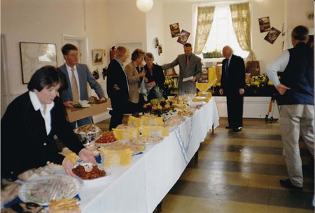 Buffet book launch hall 2000